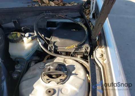 2005 Mercedes-Benz C 230 Kompressor Sport из США, поврежденный, VIN WDBRF40JX5F583704